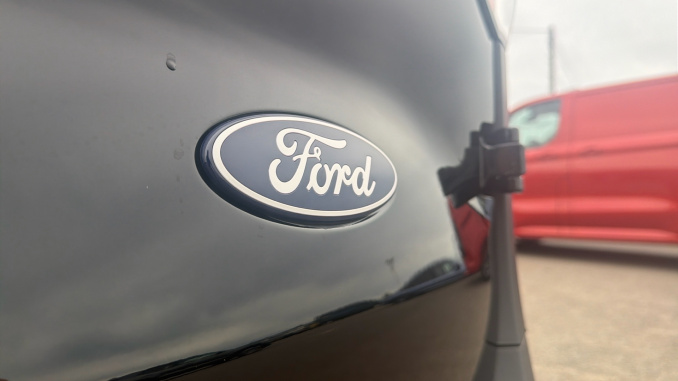 Ford Transit Courier Diesel 1.5 EcoBlue Trend Van - Image 36